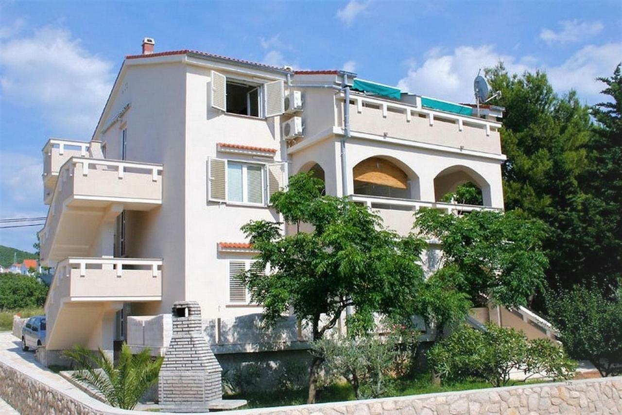 Apartments Vrtlici Stara Novalja Esterno foto
